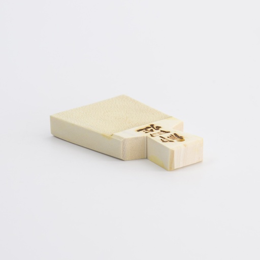 15940_2.jpg - [c8650f3cbd7a4d1cfe8bf3aedb9e8e606d815fb8]