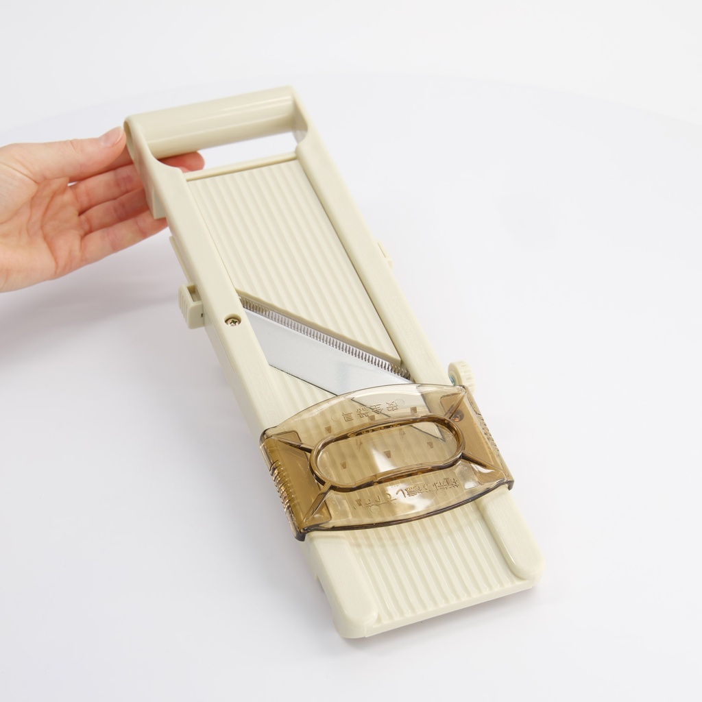 4090_5.jpg - [3ddb23e962a0599655e61c27df893cf86a25f6d1]