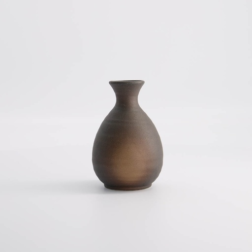 [17408] Sake Bottle L Bizen Black YW-8423/P 10/80