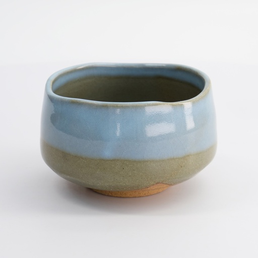 [16285] Matcha Bowl Hagi Aoji 11.5x7.5cmh 500ml YW-7003/A 1/36