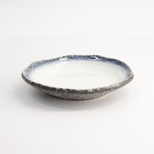 [7992] Tajimi Blue/White Plate 18x3cm E485-22 8/48