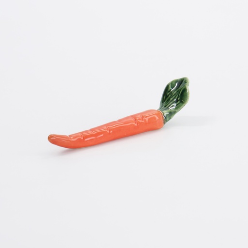 [33672] Kawaii Chopsticks Rest Carrot 1.6x8.7x2.2cm 4-757