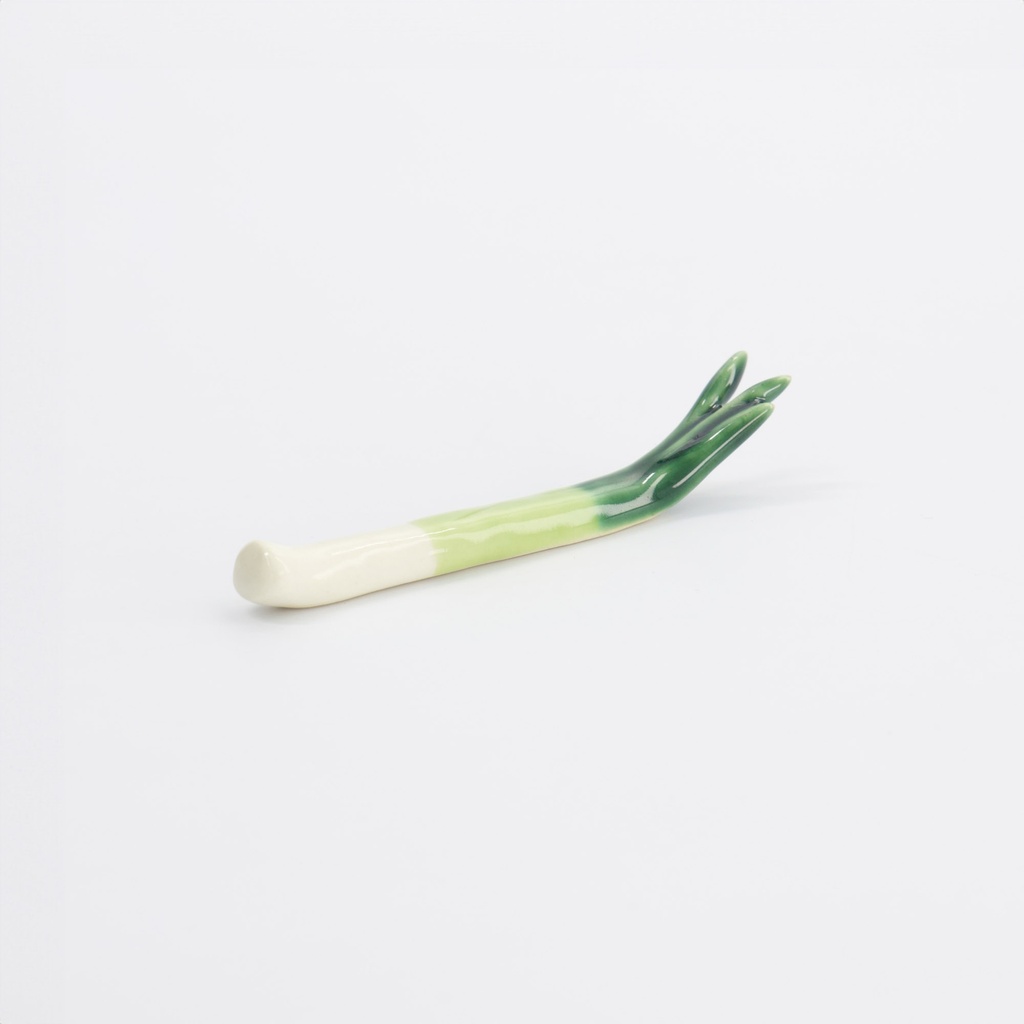 Kawaii Chopsticks Rest Leek 1.4x7.6x1.4cm 4-764