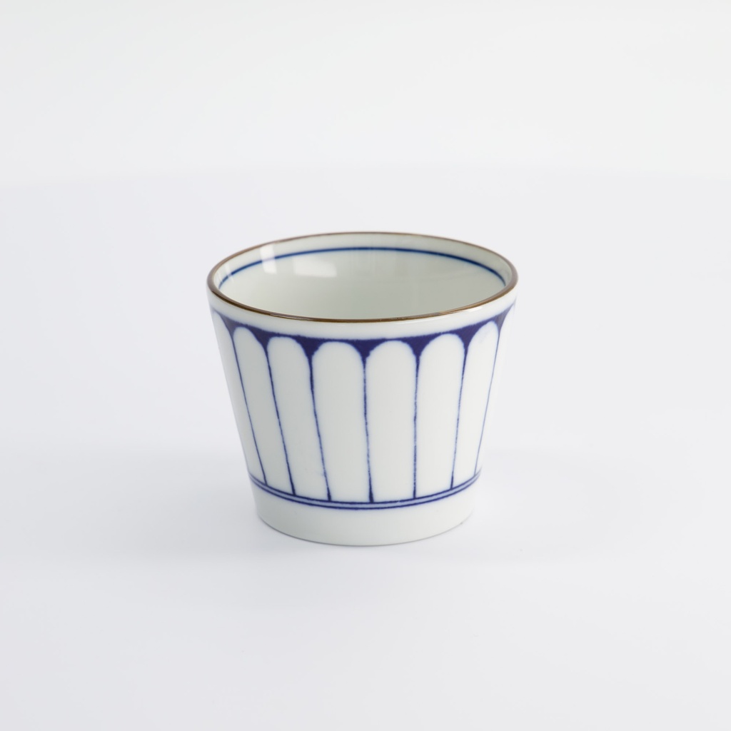 Cup Straight Blue and White Japan Kikuwari 8.3x6.5cm 180ml YW-9984/C 17839 12/144