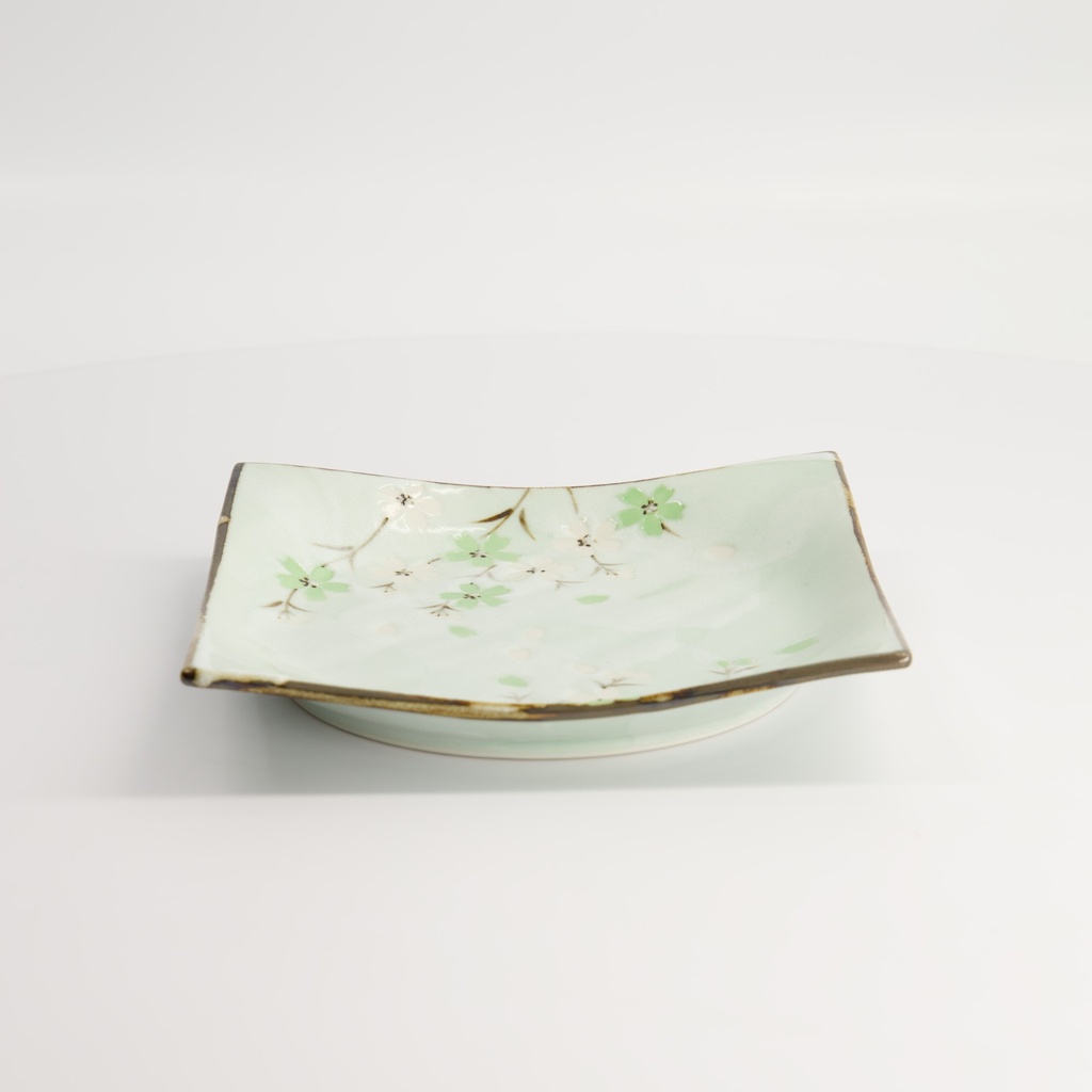 Green Cosmos Square Plate 17.2x17.2x2.2cm Q267/GC 6/36