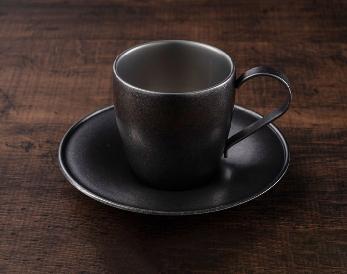 CP Vintage Black Cup & Saucer 13.5x13.5x7.2cm 160ml 511660