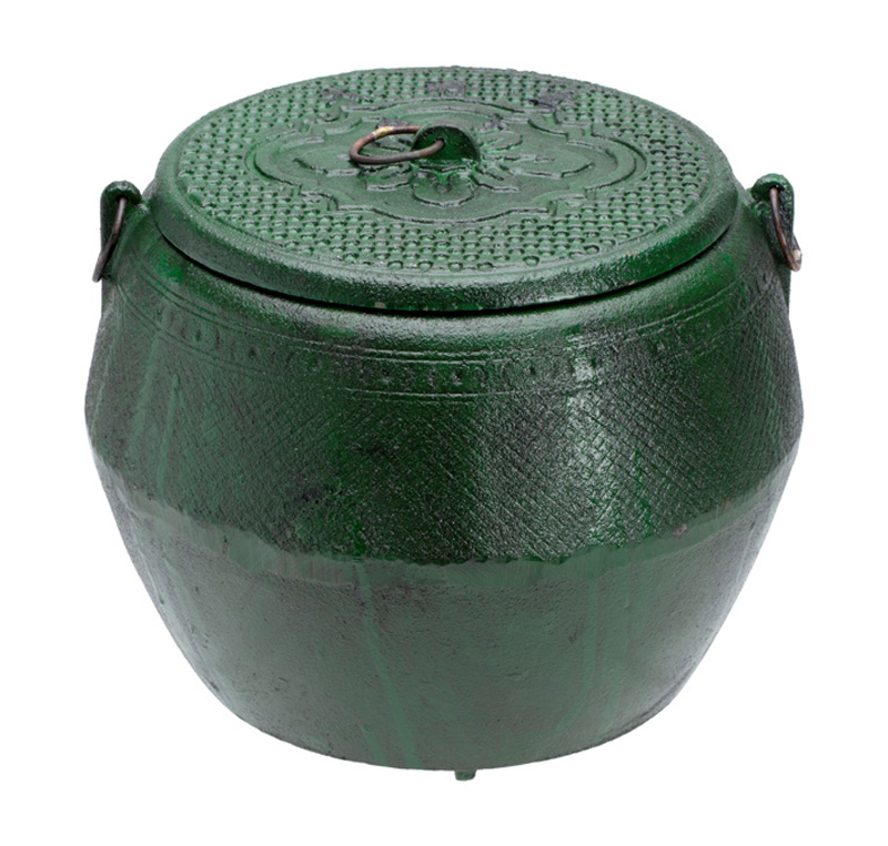 Konro Grill Cast Iron Charcoal Extinguisher 23x18cmh 5-0281-0902-606358 1/1