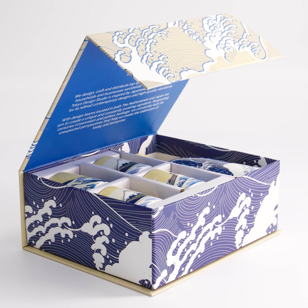 Kawaii Hokusai Sake Set 1:4 120/50ML 21677 1/12