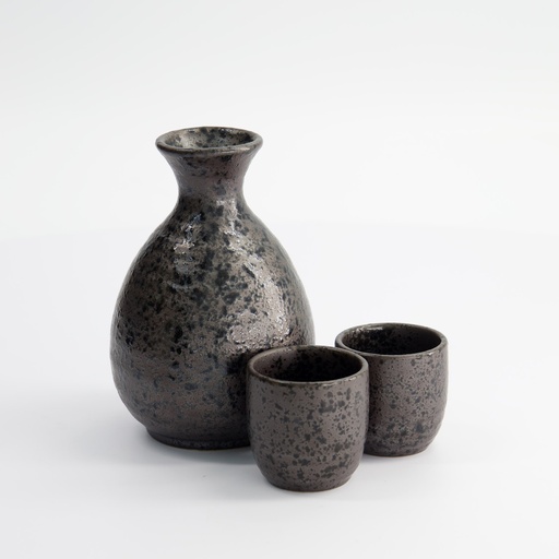 [16544] Sake Set 1:2 Kuro Tetsusabi 8x12.5cm + 4.5x4.5cm (300ml +50ml) 3pcs YW-8423/C 1/36