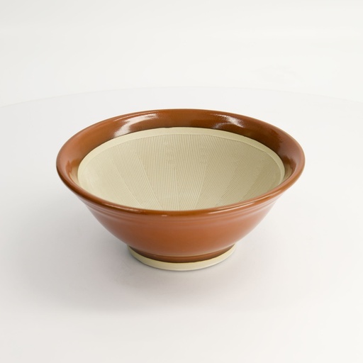 [18789] Kitchen Mortar-Suribachi Brown w/silicon rubber base 18.5x8cm C-2783 2/24
