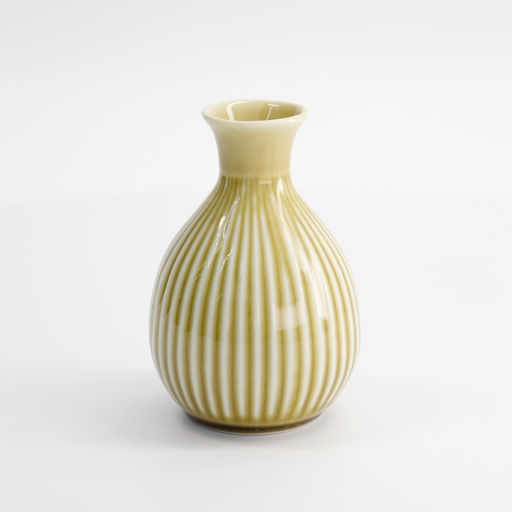 [22279] Sake Bottle 8x12cm 250ml Beige KA-73 6/60