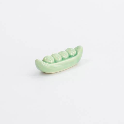 [33669] Kawaii Chopsticks Rest Snap Peas 5.2x1.7x1.6cm 3-450a