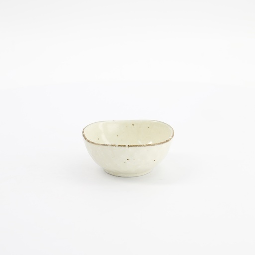 [33959] Shirogesho Triangle Bowl 9x4.2cm 130ml 33959 Beige 12/144 