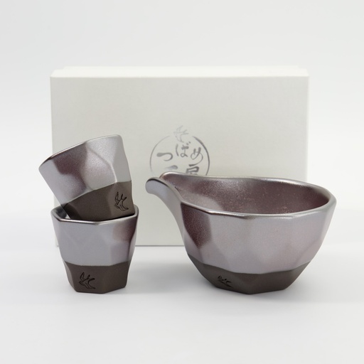 [34067] Sake Set 1:2 Set Garnet Red Metallic 15x6.5cm + 6.3x5.5cm (220ml +90ml) 3pcs 34067 1/24